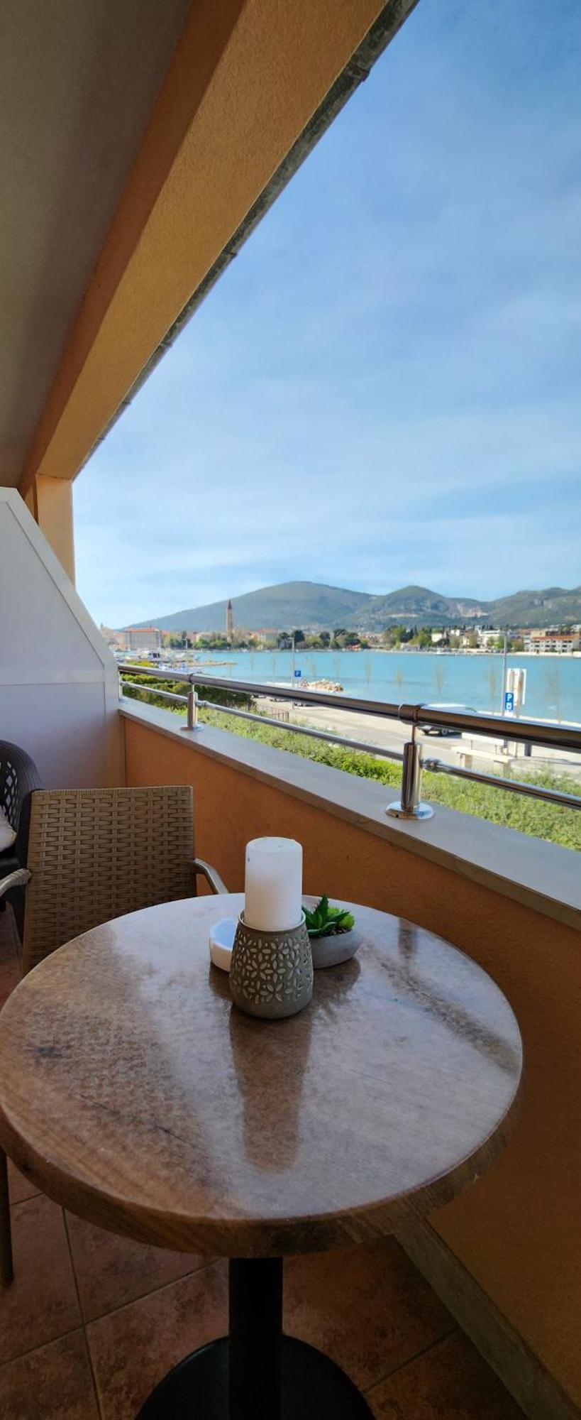 Apartments Kapetanovi Dvori Trogir Buitenkant foto