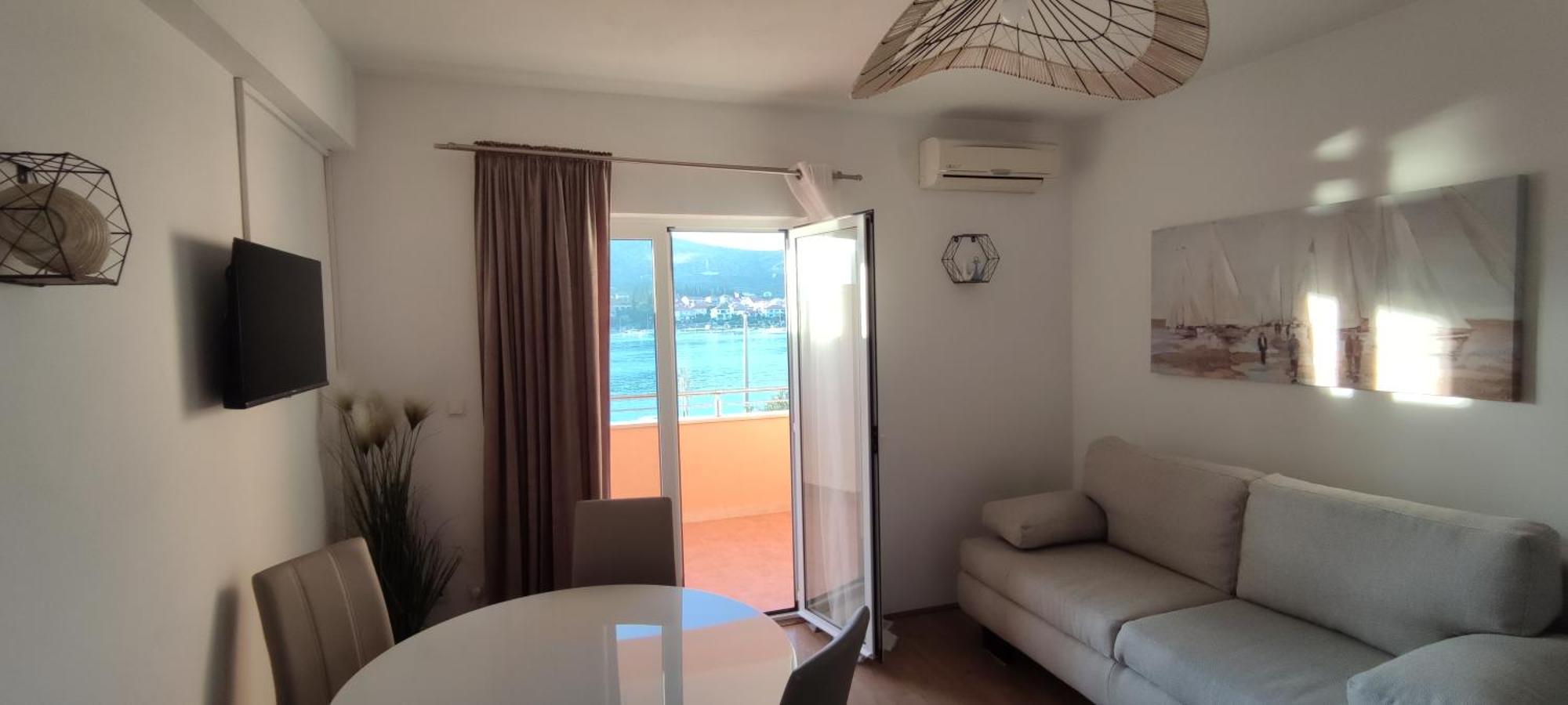 Apartments Kapetanovi Dvori Trogir Buitenkant foto