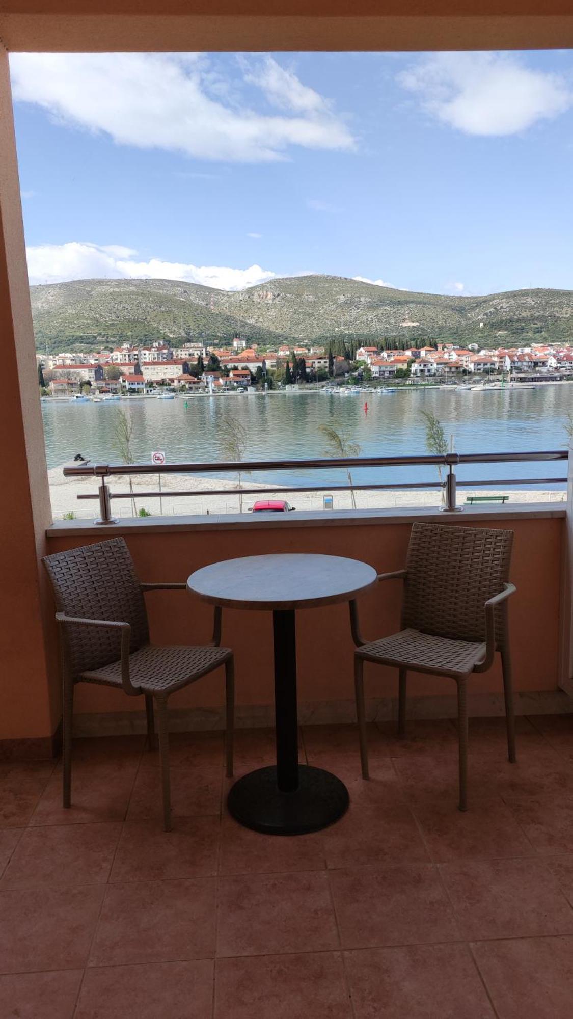 Apartments Kapetanovi Dvori Trogir Buitenkant foto