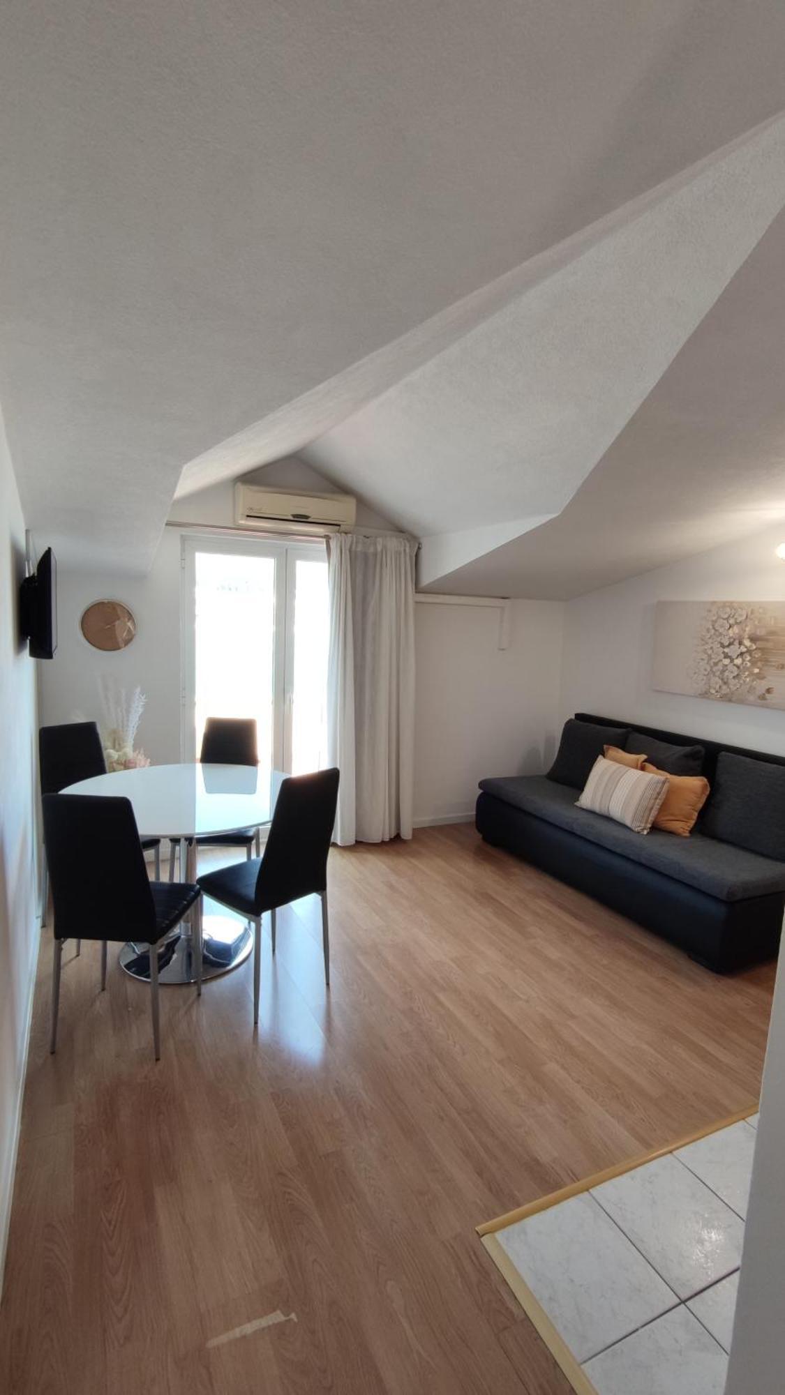 Apartments Kapetanovi Dvori Trogir Buitenkant foto