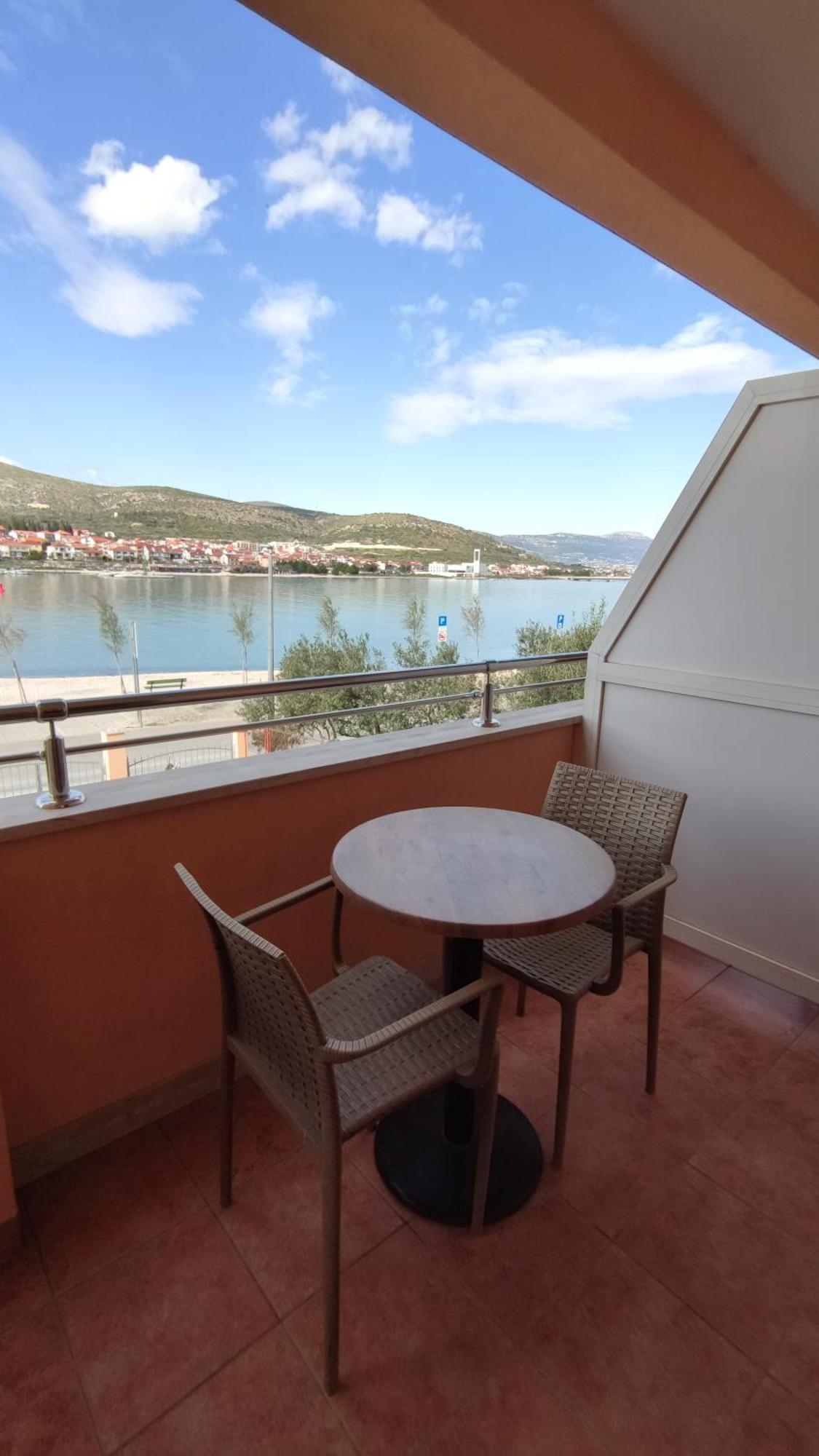 Apartments Kapetanovi Dvori Trogir Buitenkant foto