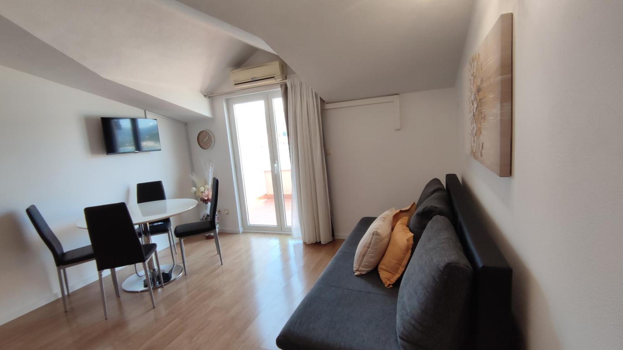 Apartments Kapetanovi Dvori Trogir Buitenkant foto